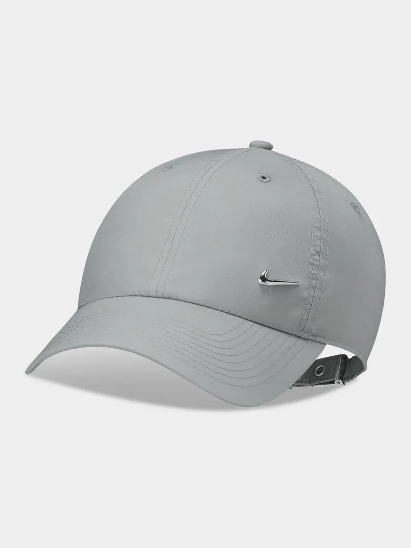 Nike Dri-Fit Metal Swooshk Cap