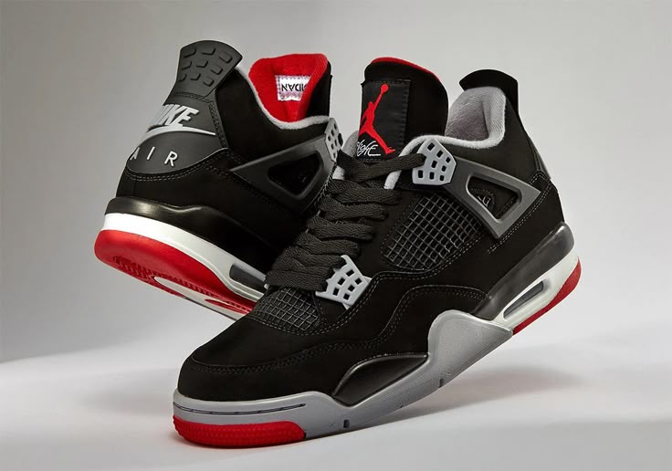 NikeJordan 4 Retro Bred